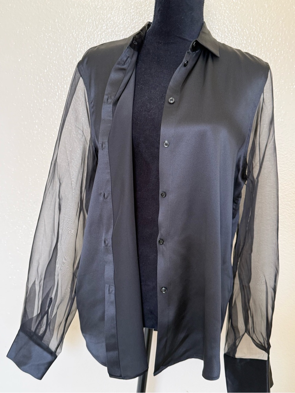 LILYSILK Black Mulberry Silk Sheer Sleeve Button Down Blouse Large Quiet Luxury - Picture 6 of 14